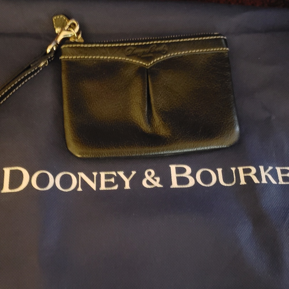Dooney and Bourke wristlet